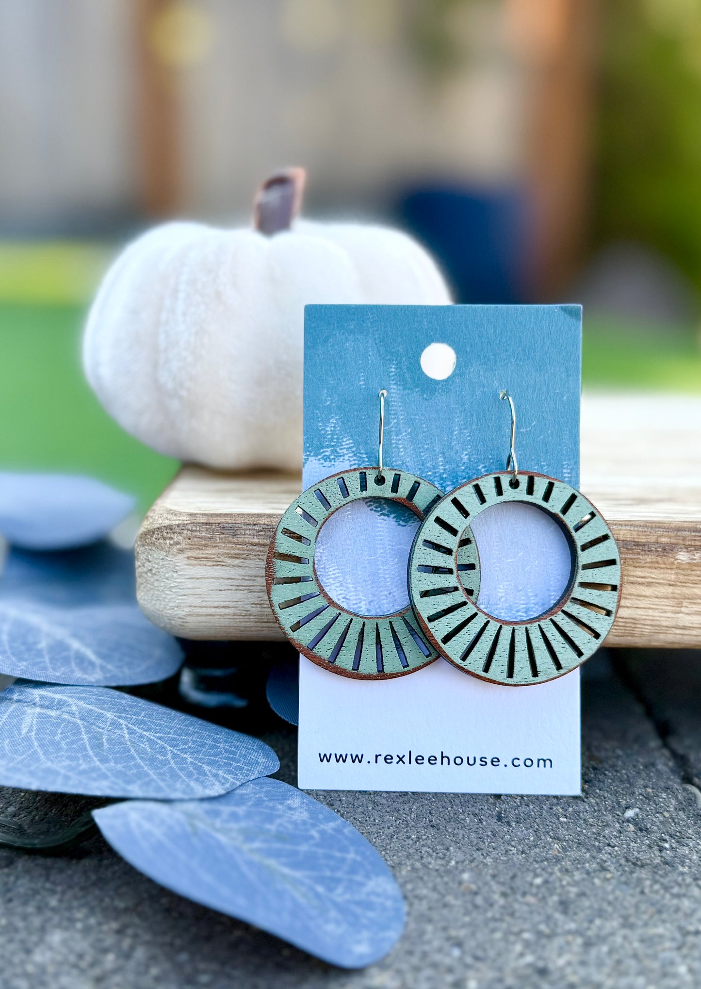 Cut Out Os Pale Green - Painted Wood Earrings